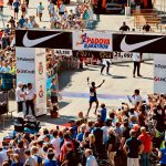 people watching Padova marathon during daytime